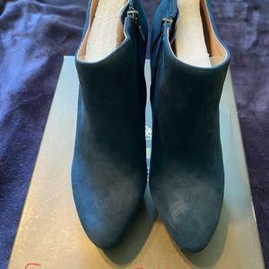 New Women’s Vince Camuto Boots